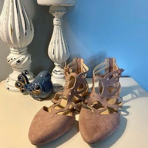 LC Lauren Conrad Mauve Poem Flats Size 9